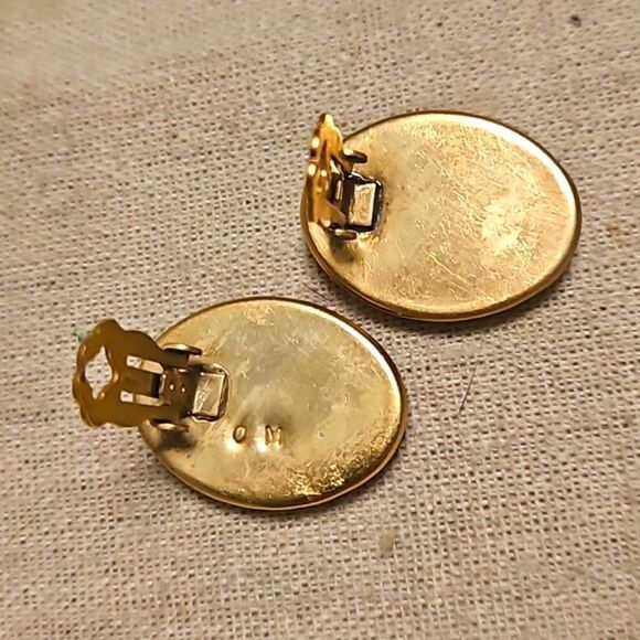 Antique Eduardian Austro-Hungarian OM Purple Clip-on Earrings - Picture 5 of 9